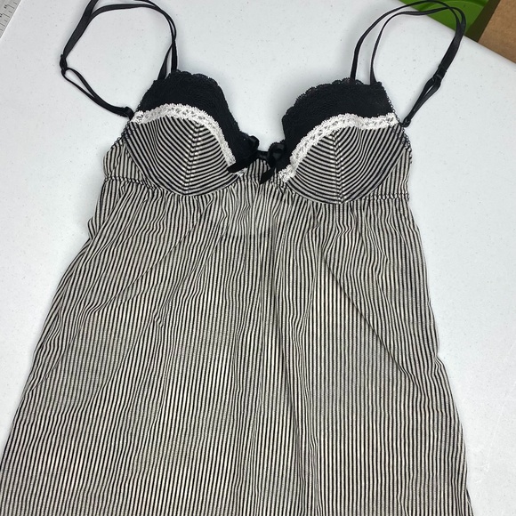 Jacob BLK/WHT Striped Nightgown, S. *P1053 - Picture 1 of 5